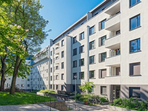 Sanierung und Wohnungsneubau Grellstraße in Holzbauweise