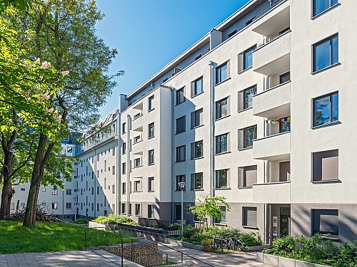 Sanierung und Wohnungsneubau Grellstraße in Holzbauweise